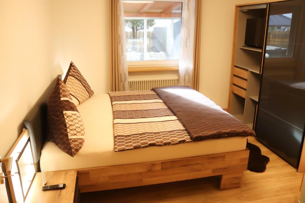 Ferienwohnung Am Waldweg Kolsass Exterior foto